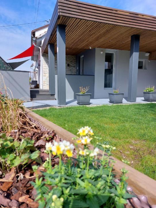 Gite Au Pommier Fleuri Et Son "Appart" Independant Drusenheim Exterior foto